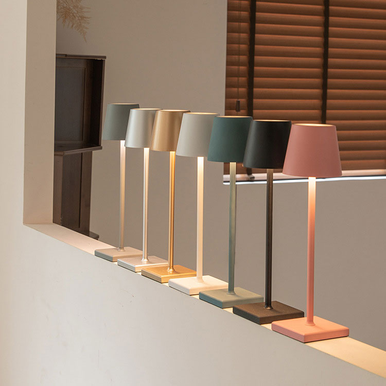 Touch-LED-Ladetischlampe