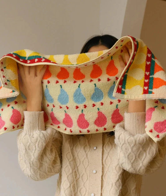 PearSoft – Kinderhandtuch aus Baumwolle mit Birnenmotiv
