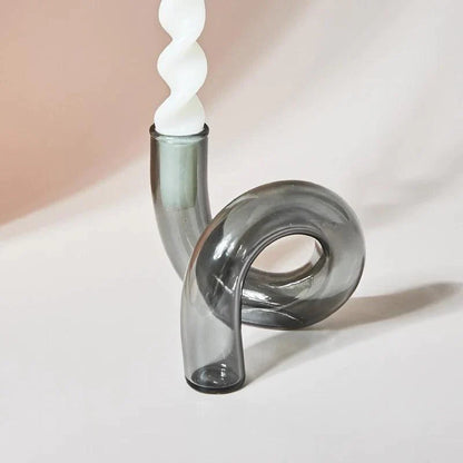 Eleganter Glas-Kerzenhalter – Handgedrehte Tischdeko im Vintage-Stil