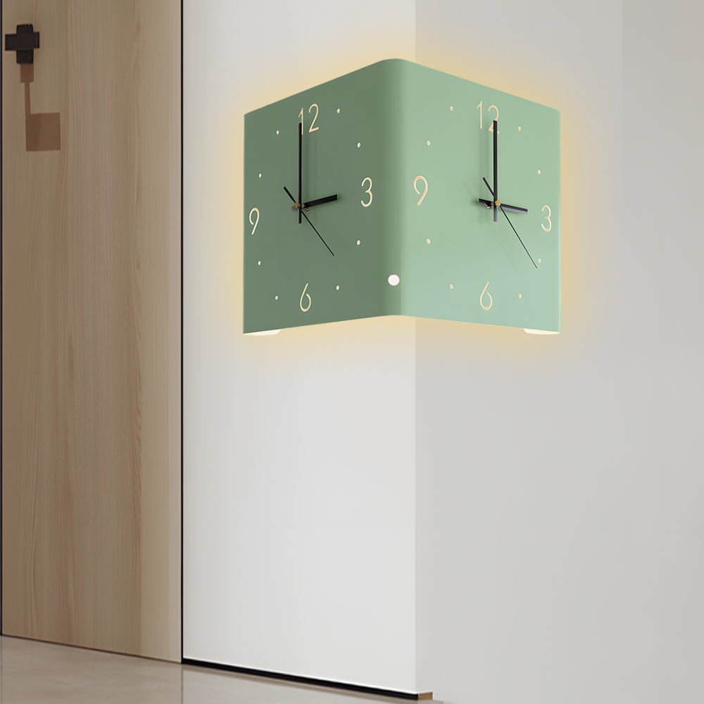 Elina – Beidseitige Wandleuchte mit Uhr
