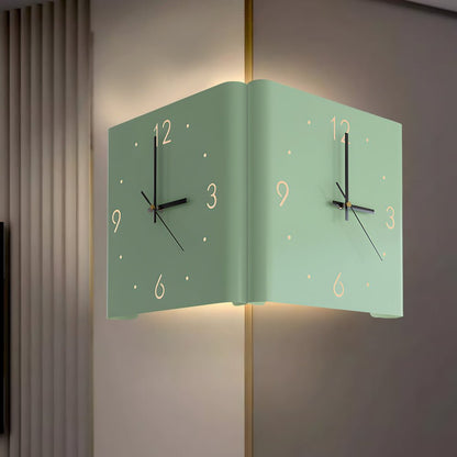 Elina – Beidseitige Wandleuchte mit Uhr