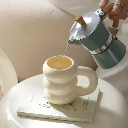 Amélie – Große Keramiktasse im Französischen Stil