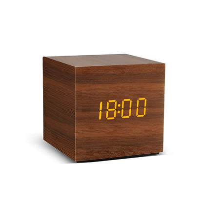 Verno – Schlichte Digitale Projektionsuhr aus Holz