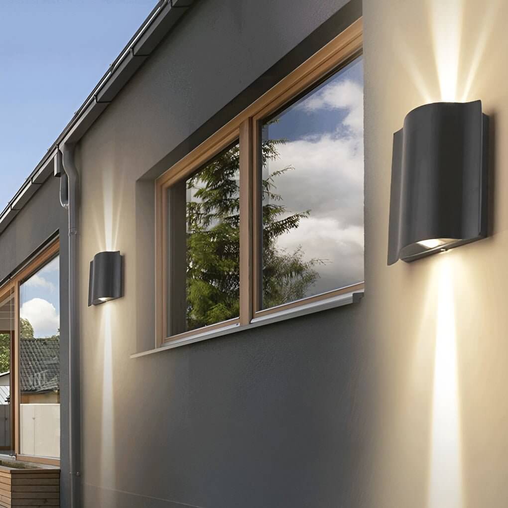Elvin – Moderne LED-Wandleuchte für draußen