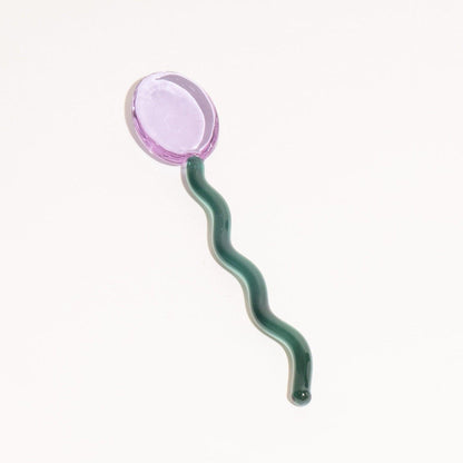 TwistSpoon – Bunter Glaslöffel mit verspieltem Wellenmuster